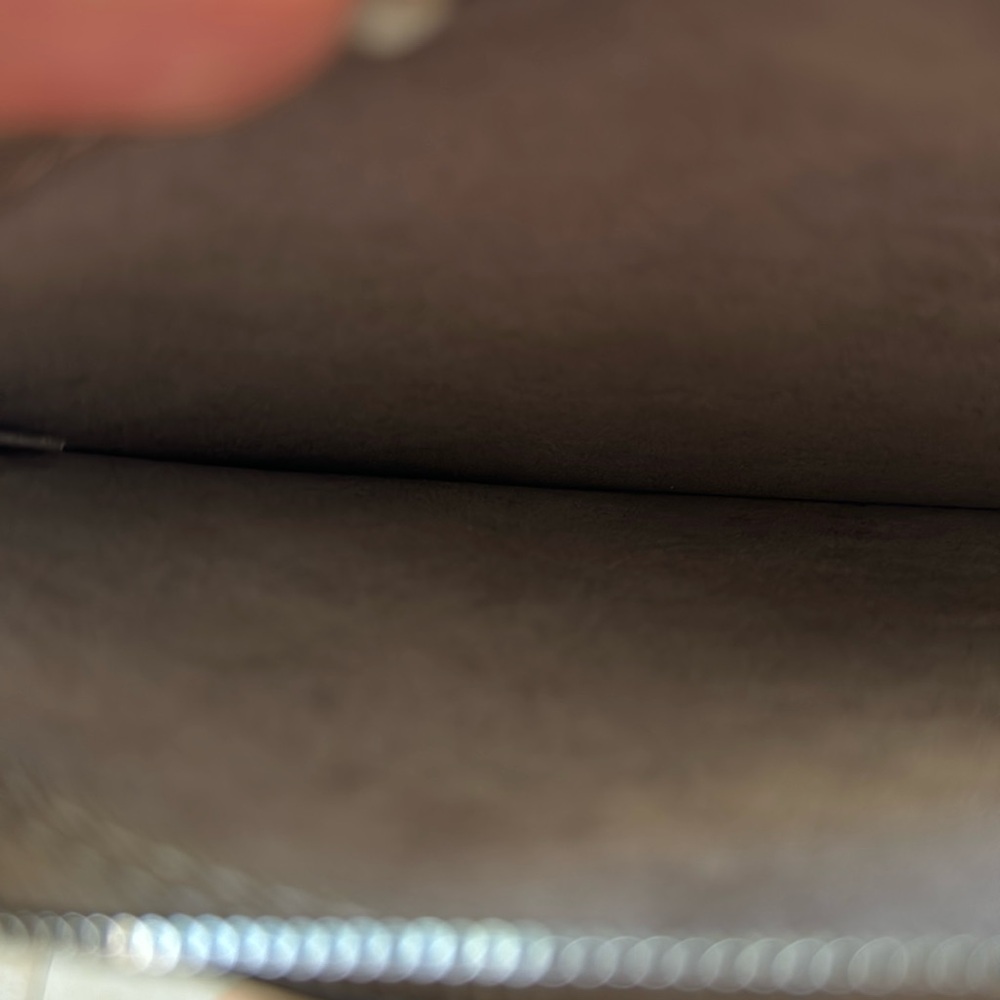 Louis Vuitton Marina Hina Pouch *LIKE NEW* in Excellent Condition - Picture 11 of 16